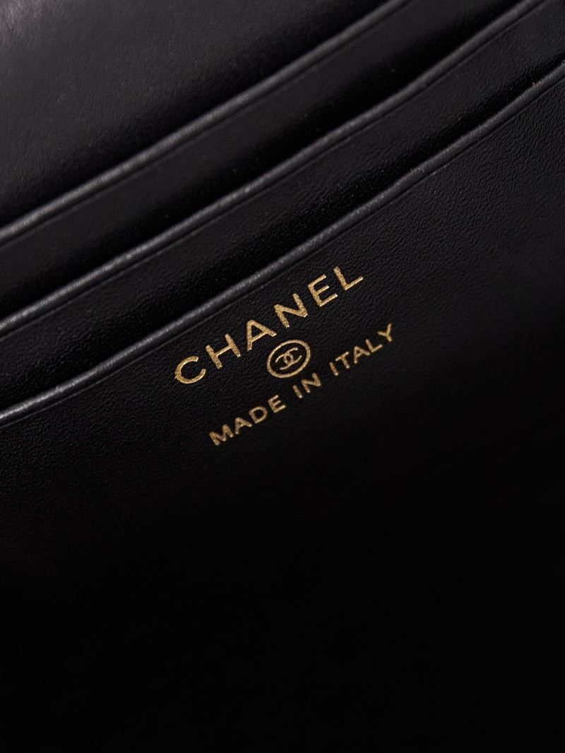 Ch**el cosmetic bags
